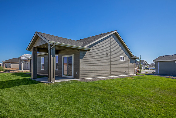 1501 Loch Ness Ave-4